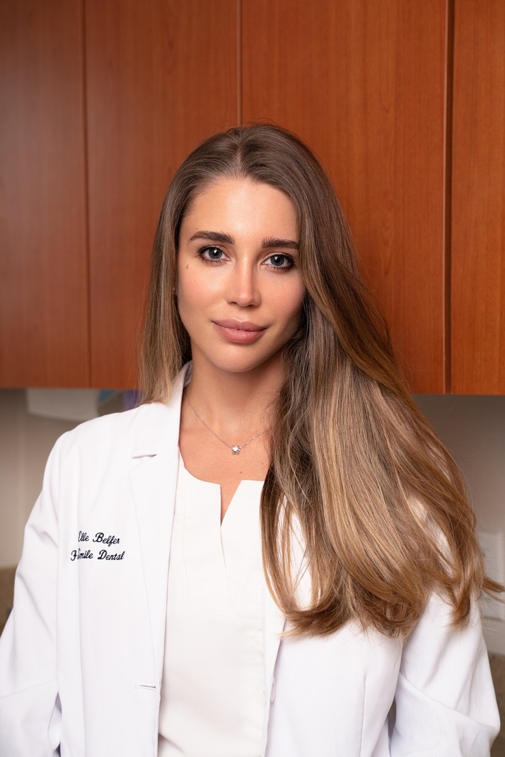 Dr. Elle Belfer